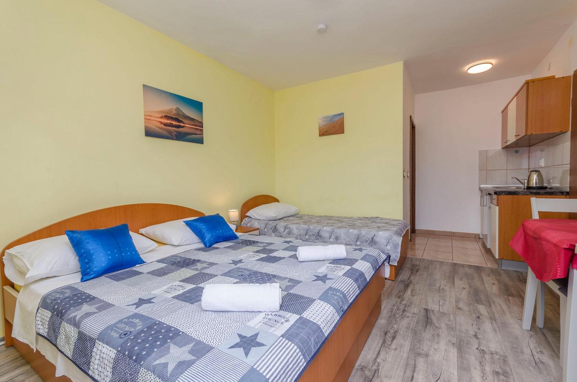 Apartments Rajka Водице Экстерьер фото