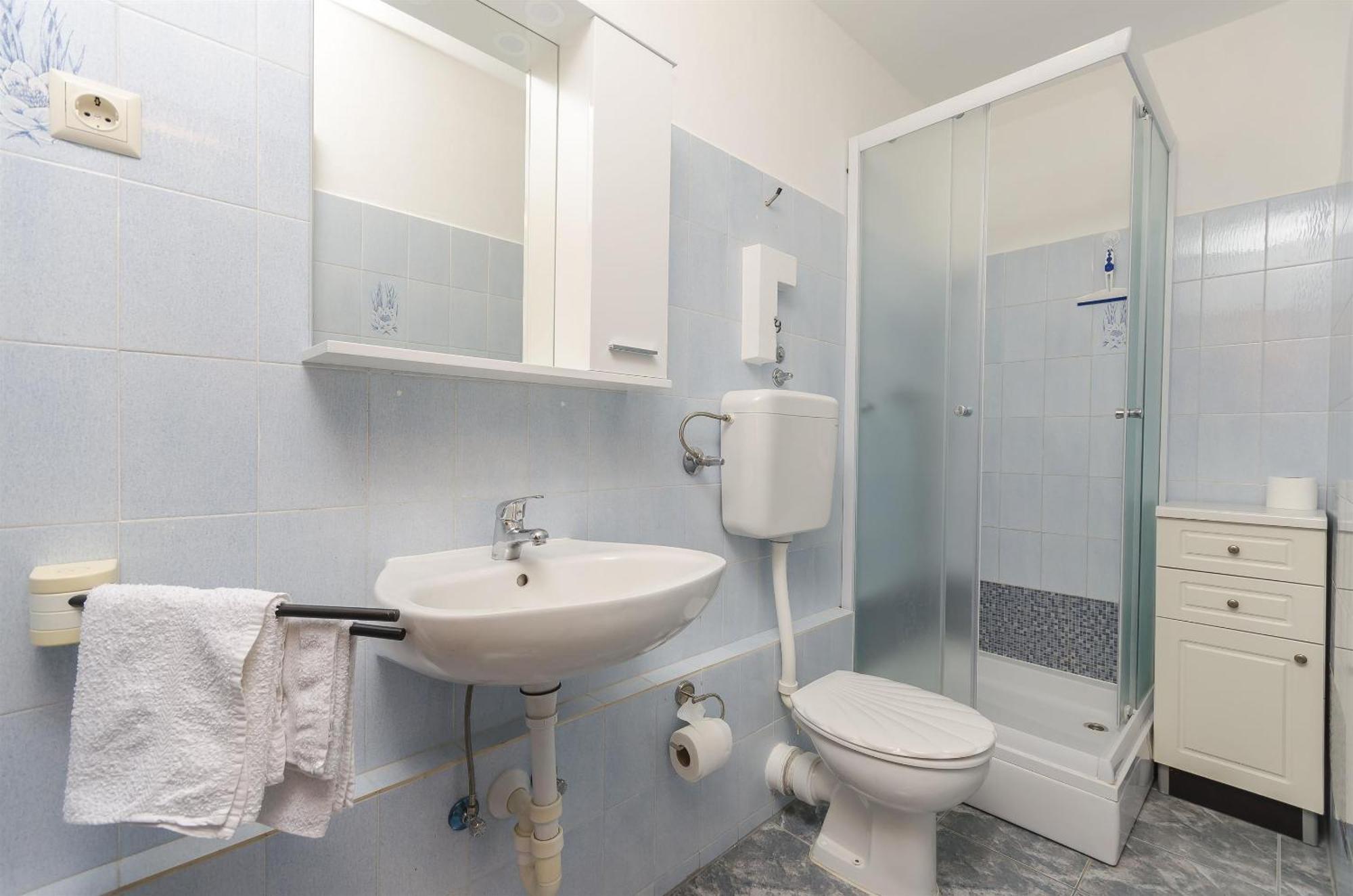 Apartments Rajka Водице Экстерьер фото